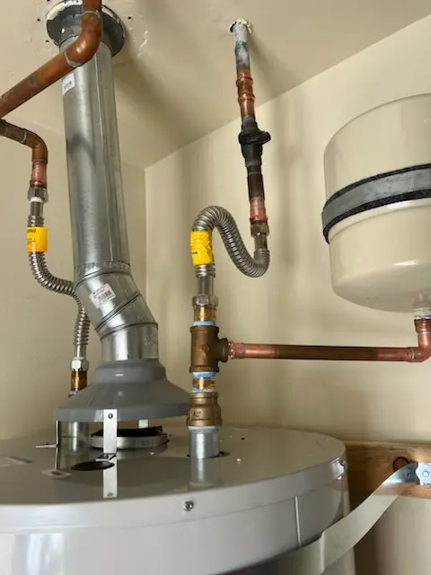Water heater installation and plumbing repair in Cave City